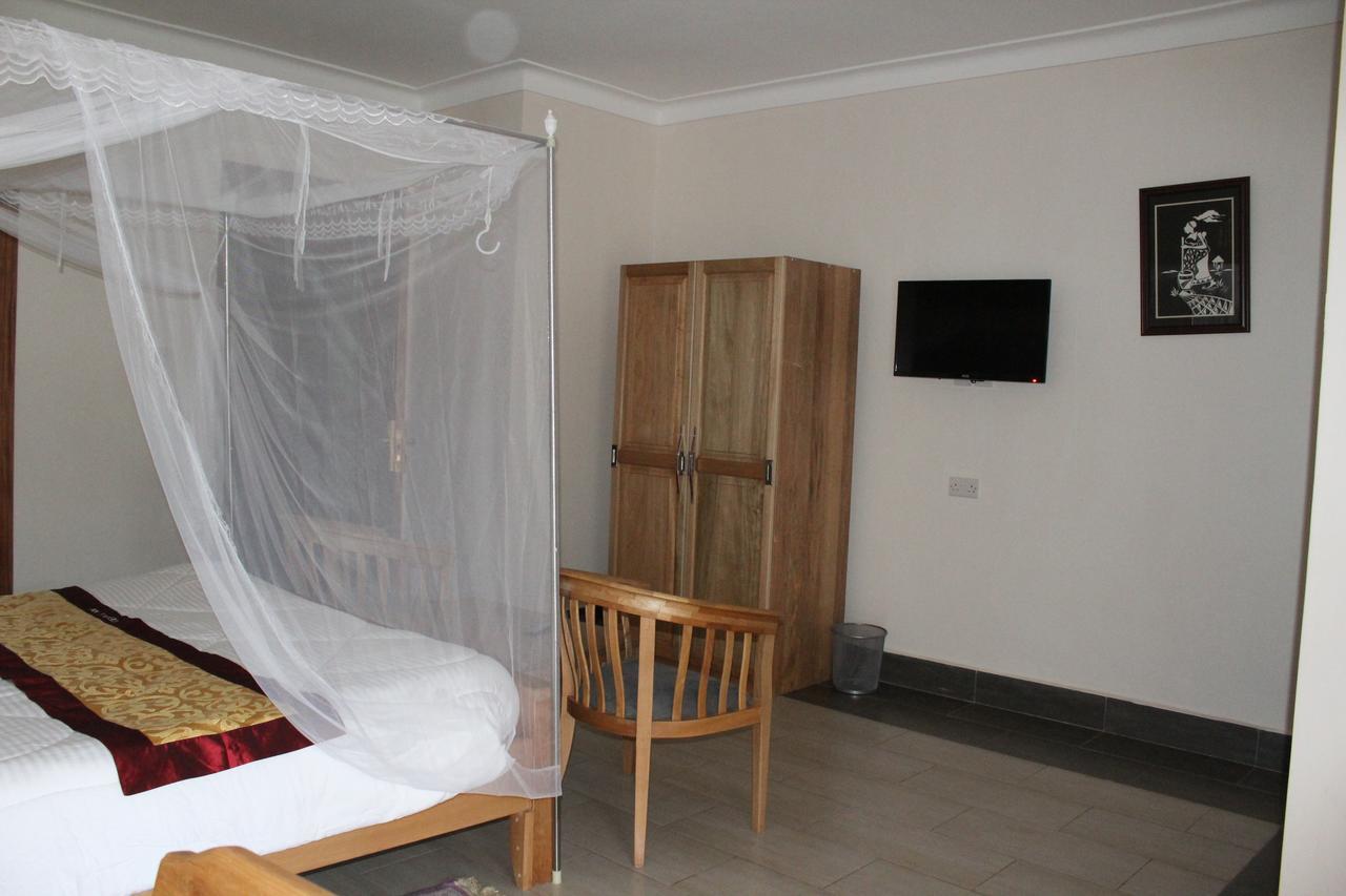 Cepha'S Inn Kabale ภายนอก รูปภาพ