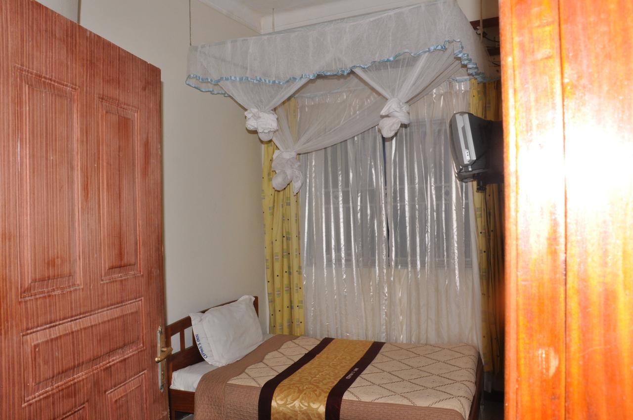 Cepha'S Inn Kabale ภายนอก รูปภาพ