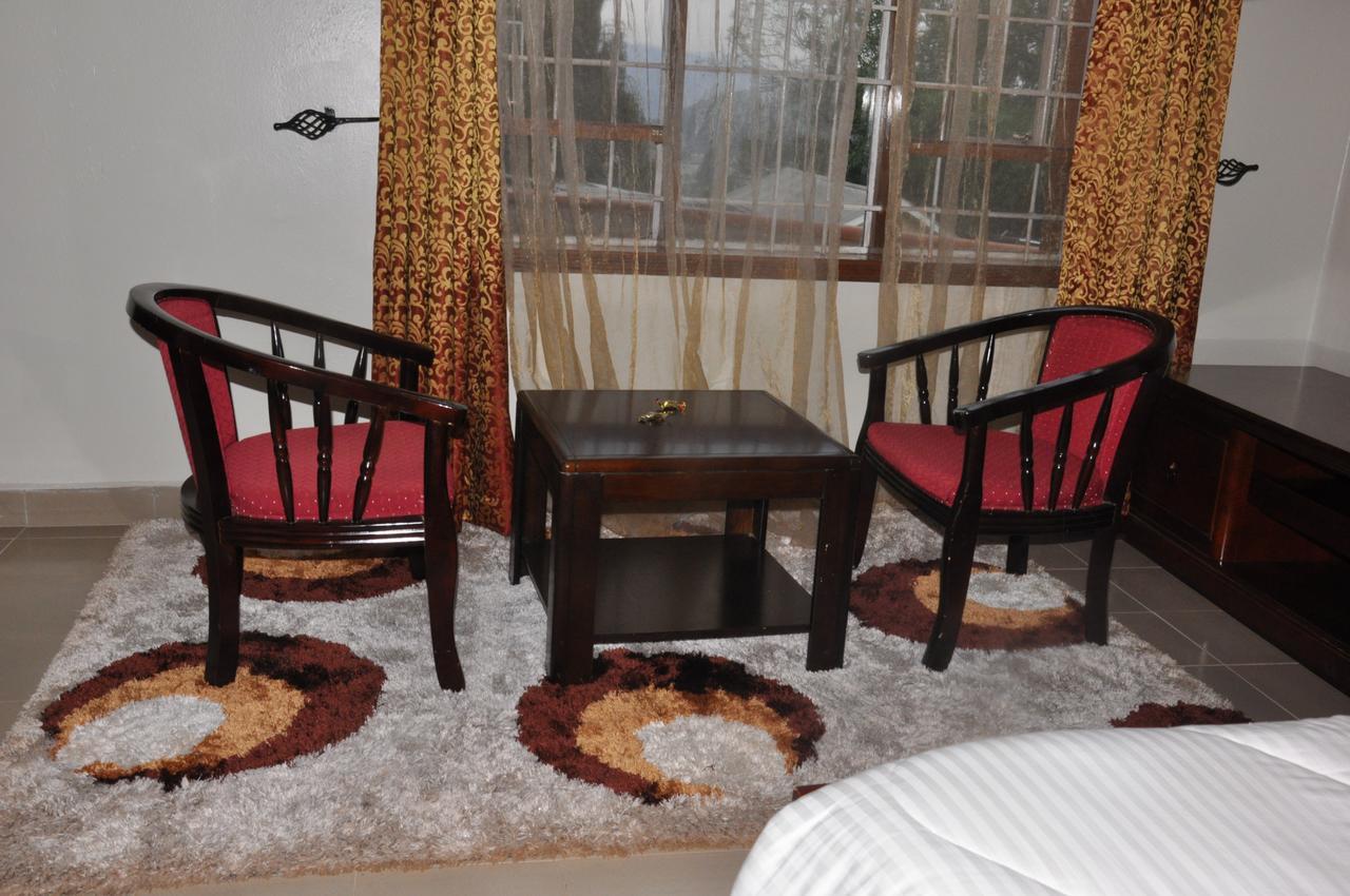 Cepha'S Inn Kabale ภายนอก รูปภาพ