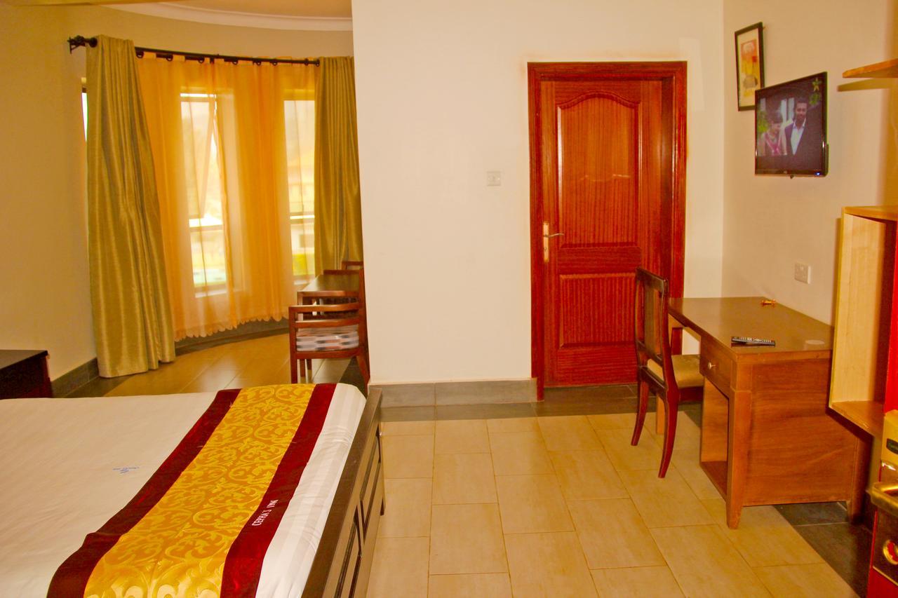 Cepha'S Inn Kabale ภายนอก รูปภาพ