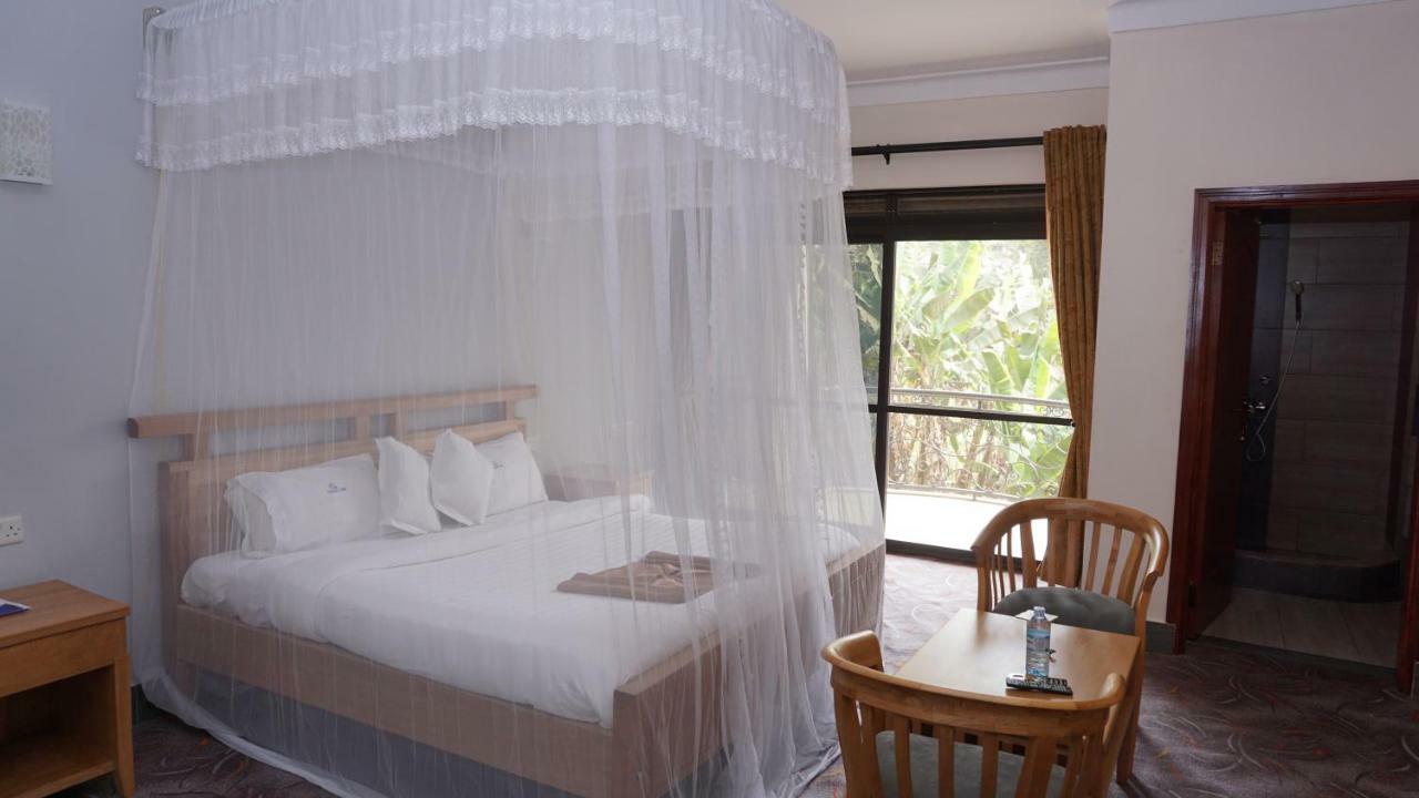 Cepha'S Inn Kabale ภายนอก รูปภาพ
